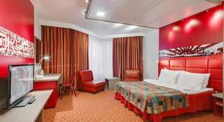 Гостиница Red Stars Hotel Санкт-Петербург Двухместный номер Делюкс с 1 кроватью или 2 отдельными кроватями-7
