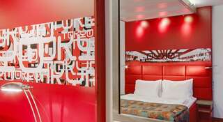 Гостиница Red Stars Hotel Санкт-Петербург Двухместный номер Делюкс с 1 кроватью или 2 отдельными кроватями-5